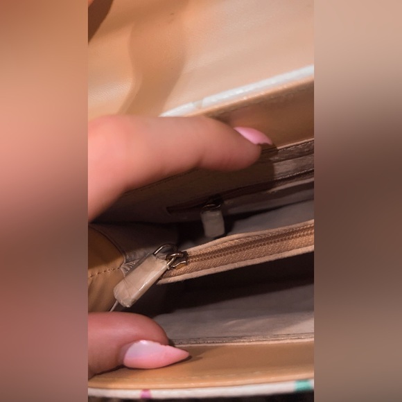 Designer inspired purse - Picture 13 of 16